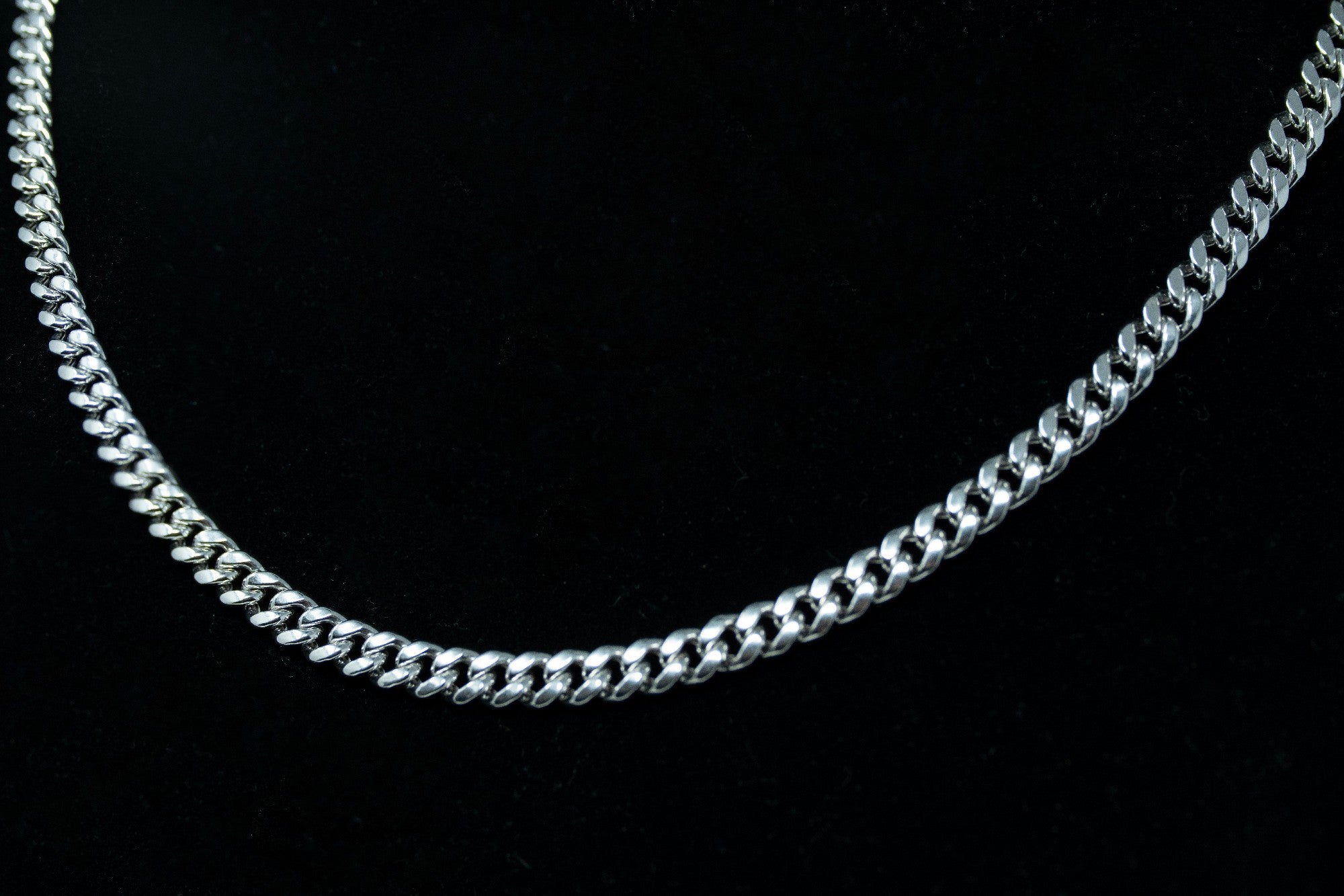 14k White Gold Chain